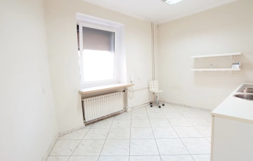 Zdjęcie główne ogłoszenia Sprzedaż Lokal użytkowy 26 m2.kamienica, parter