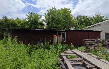 Zdjęcie główne ogłoszenia Syndyk sprzeda udział ½ w nieruchomości zabudowaną