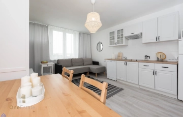 Zdjęcie główne ogłoszenia Kawalerka Opolska miejsce postojowe za szlabanem!