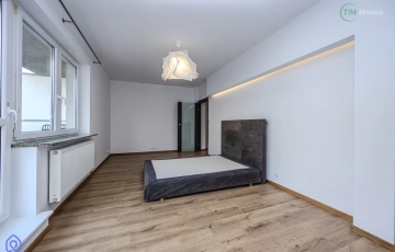 Zdjęcie główne ogłoszenia Trzy pokoje na kameralnym osiedlu, Ochota.