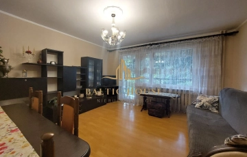 Zdjęcie główne ogłoszenia Ustawne 3 Pokoje Parter Do odświeżenia Gdynia