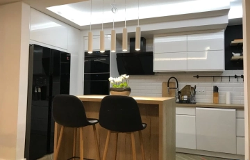 Zdjęcie główne ogłoszenia Po kapitalnym remoncie - 3 pokoje - Balkon