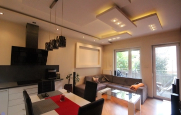 Zdjęcie główne ogłoszenia 3pok, 57met, okolice Smardzowskiej TARAS/KOMÓRKA/GARAŻ (Wrocław)