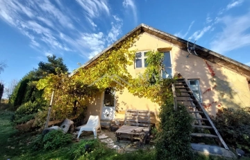 Zdjęcie główne ogłoszenia Urokliwe siedlisko na sprzedaż w sercu Warmii .