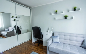 Zdjęcie główne ogłoszenia ### Dwa oddzielne pokoje ### dobra inwestycja ###