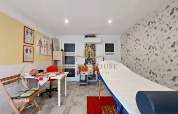 Zdjęcie główne ogłoszenia Pawilon Handlowo Usługowy Centrum Puck