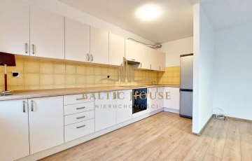 Zdjęcie główne ogłoszenia 2 Duże Pokoje do Odświeżenia Centrum Wejherowa