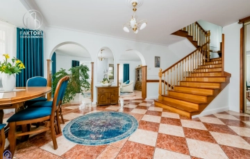 Zdjęcie główne ogłoszenia Dom jednorodzinny z ogrodem w Ogrodniczkach