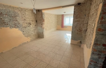 Zdjęcie główne ogłoszenia Dom wolnostojący, na działce 1252 m2, Walidrogi