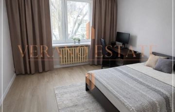 Zdjęcie główne ogłoszenia 3 pokoje po remoncie | loggia | winda z poziomu 0