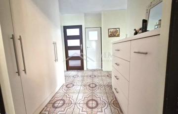 Zdjęcie główne ogłoszenia Siedlisko z domem i budynkami – 1,5 ha ziemi.