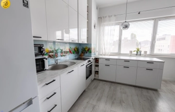 Zdjęcie główne ogłoszenia Urocze m3 gotowe do zamieszkania w centrumPabianic Rocha