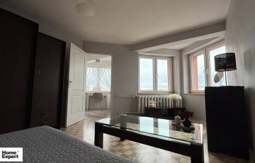 Zdjęcie główne ogłoszenia 2pok, 34met, Okolice Augusta Mosbacha PIWNICA/WINDA (Wrocław)