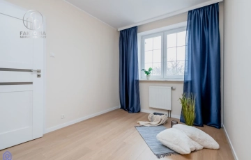 Zdjęcie główne ogłoszenia Ciekawe mieszkanie na Bojarach, 2 pokoje, 2 piętro