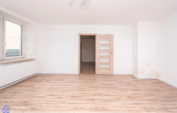 Zdjęcie główne ogłoszenia Dwupokojowe mieszkanie na parterze.