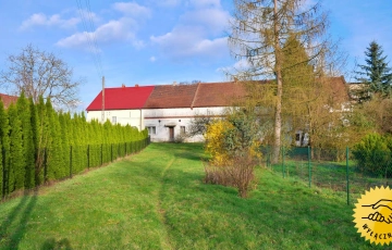 Zdjęcie główne ogłoszenia Sprzedaż Lokalu mieszkalnego  do remontu z olbrzymim potęcjałem .