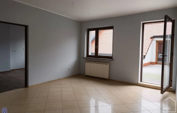 Zdjęcie główne ogłoszenia Lokal użytkowy z dużym tarasem