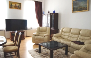 Zdjęcie główne ogłoszenia Do wynajęcia mieszkanie 150 m2 w Centrum Opola