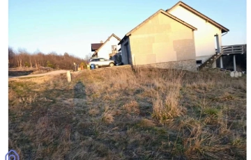 Zdjęcie główne ogłoszenia Syndyk sprzeda nieruchomość gruntową