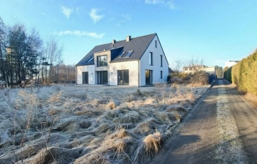 Zdjęcie główne ogłoszenia Idealny kształt i powierzchnia | 100 metrów od las