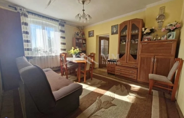 Zdjęcie główne ogłoszenia Na sprzedaż połowa domu -Zajezierze gm. Małdyty