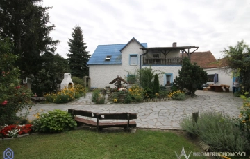 Zdjęcie główne ogłoszenia Dom z ogrodem + działka budowlana | 4600 m2