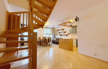 Zdjęcie główne ogłoszenia Dwupoziomowe Spokojna okolica Dobra Lokalizacja