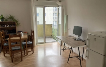 Zdjęcie główne ogłoszenia 1pok, 28met, Okolice Gdańskiej BALKON/PIWNICA (Wrocław)