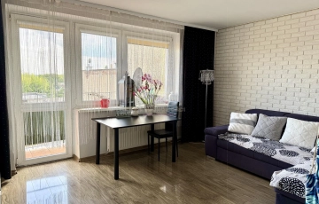 Zdjęcie główne ogłoszenia 3 pokoje  z 2 balkonami, 60m