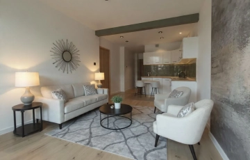 Zdjęcie główne ogłoszenia | Po Generalnym Remoncie | Słoneczne | Ciepłe |