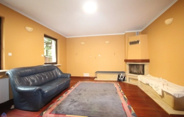 Zdjęcie główne ogłoszenia 5pok, 240met, okolice Dębowej BALKON/OGRÓD/2009 (Mędłów)