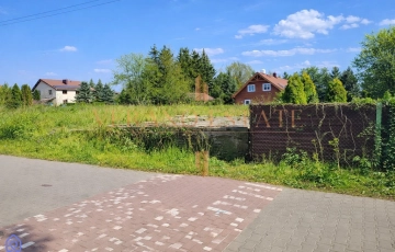 Zdjęcie główne ogłoszenia Teren inwestycyjny - centrum Łomianek ul. Agawy