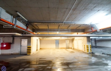 Zdjęcie główne ogłoszenia Do wynajęcia miejsce garażowe pod budynkiem