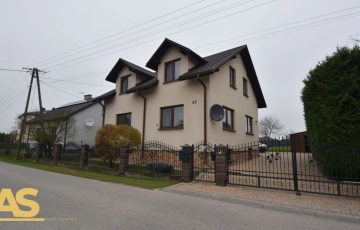 Zdjęcie główne ogłoszenia DOM po remoncie w spokojnej okolicy