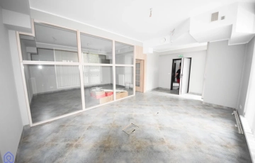 Zdjęcie główne ogłoszenia Uniwersalny lokal na wynajem-super miejsce!