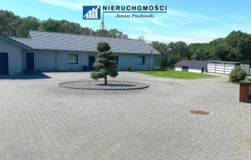 Zdjęcie główne ogłoszenia Posiadłość, dom 232m, 1,25ha działka - Trzebcz