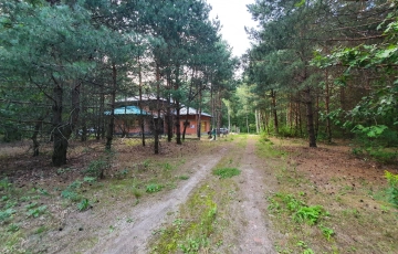 Zdjęcie główne ogłoszenia Blisko ul. Kąckiej, z prywatnym lasem.