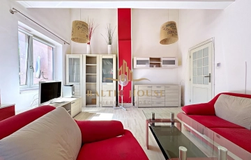 Zdjęcie główne ogłoszenia Dom Strzyża 7 pokoi 3 poziomy Ogród Taras Garaż