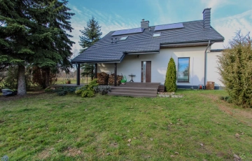 Zdjęcie główne ogłoszenia ## Dwa domy na jednej działce ## agroturystyka ##