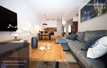 Zdjęcie główne ogłoszenia Klimatyczne mieszkanie | 2 pokoje | 42,43 M2