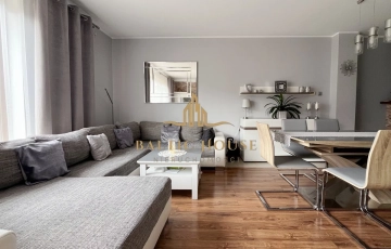 Zdjęcie główne ogłoszenia Dom szeregowy 5 pokoi Rokosowo Garaż Strych Ogród