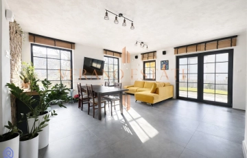 Zdjęcie główne ogłoszenia Komfortowy dom z ogrodem | garaż dwustanowiskowy