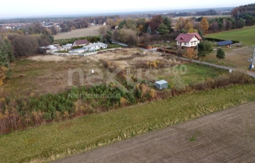 Zdjęcie główne ogłoszenia Blisko innych zabudowań a z drugiej strony las