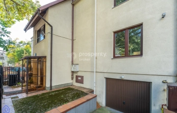 Zdjęcie główne ogłoszenia Bliźniak z potencjałem blisko metra na Mokotowie