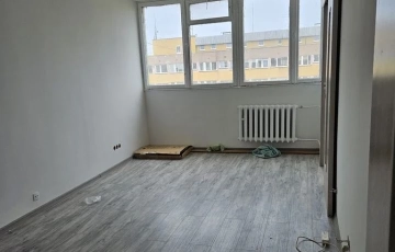 Zdjęcie główne ogłoszenia 1pok, 28met, okolice Borowskiej PIWNICA/WINDA/PARKING (Wrocław)