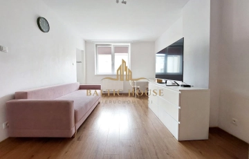 Zdjęcie główne ogłoszenia Słoneczna Kawalerka Do zamieszkania Gdynia Obłuże