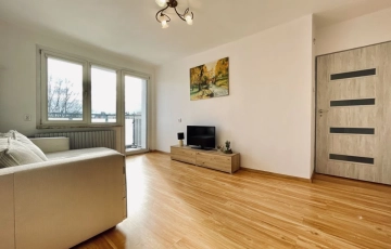 Zdjęcie główne ogłoszenia Balkon | Piwnica x2 | Parking | Po termomodernizac