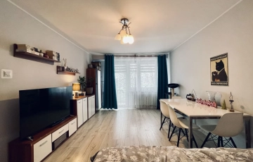 Zdjęcie główne ogłoszenia Balkon | Komórka | Parking | Metro | Monitoring |