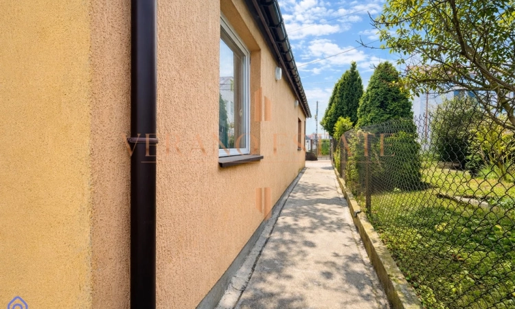 Dom w sercu Makowa Mazowieckiego | Działka 821 m² | Zdjęcie główne