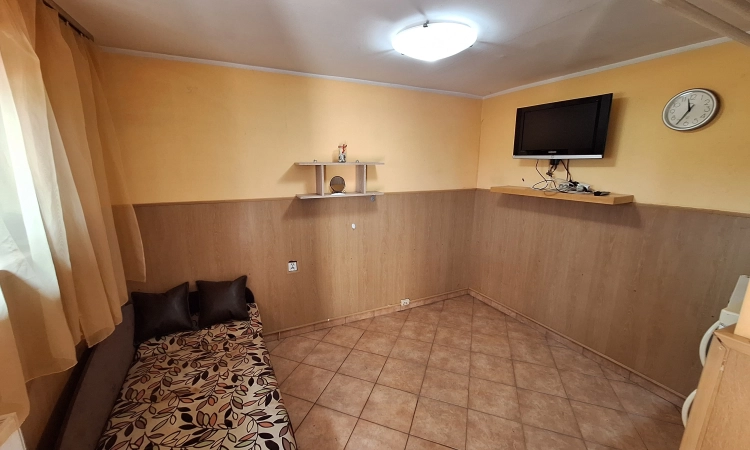 1pok, 17met, Okolice Klimasa PIWNICA/2000 (Wrocław) | Zdjęcie główne